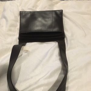 Small Sostanza shoulder purse.